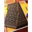 Pari all'originale replica Sciarpa in misto lana con intarsio logo FF Fendi marrone 42 x 180