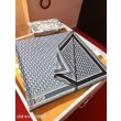 Pari all'originale replica Sciarpa quadrata reversibile in seta e cashmere Dior Oblique Diortwin grigio/nero 140 x 140