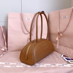 Replica Borse a mano Miu Miu Beau marrone cognac 5BB193 Marrone Imitazioni Replica qualità specchio Borse a mano Miu Miu Beau marrone cognac 5BB193 Marrone