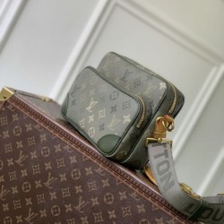 Replica Borsa a tracolla da uomo LV Nil Heritage M27095 Verde Imitazioni Replica qualità specchio Borsa a tracolla da uomo LV Nil Heritage M27095 Verde