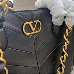 Replica Borsa shopping piccola/media Valentino Garavani Laseine Nero Imitazioni Replica qualità specchio Borsa shopping piccola/media Valentino Garavani Laseine Nero