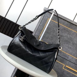 Replica qualità specchio Borsa Chanel Ultimate Soft Hobo piccola/media Vintage trapuntata Nero