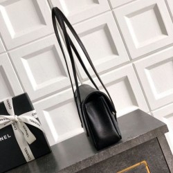 Replica Bora Pari all'originale replica Chanel 26P Preppy Coco Flap AS6130 nera Imitazioni Replica qualità specchio Bora Pari all'originale replica Chanel 26P Preppy Coco Flap AS6130 nera