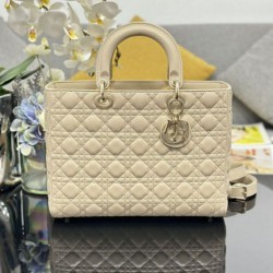 Replica qualità specchio Borsa grande Dior Lady Dior agnello trapuntata cannage beige