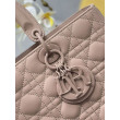 Borsa a mano Dior Lady Dior grande opaca Cannage con patta Rosa