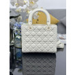 Borse Replica a mano Dior Lady Dior Media opaca Cannage con patta bianca