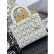 Borse Replica a mano Dior Lady Dior Media opaca Cannage con patta bianca