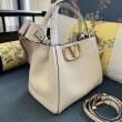 Borsa Replica 1:1 a mano media Valentino Garavani Alltime vitello granato Beige Borsa Replica 1:1 a mano media Valentino Garavani Alltime vitello granato Beige