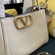 Borsa Replica 1:1 a mano media Valentino Garavani Alltime vitello granato Beige Borsa Replica 1:1 a mano media Valentino Garavani Alltime vitello granato Beige