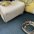 Borsa Replica 1:1 a mano media Valentino Garavani Alltime vitello granato Beige Borsa Replica 1:1 a mano media Valentino Garavani Alltime vitello granato Beige
