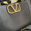 Borsa a mano media Valentino Garavani Alltime vitello granato Nero Borsa a mano media Valentino Garavani Alltime vitello granato Nero