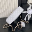 Borsa Replica 1:1 a tracolla Chanel piccola con catena e manico superiore AS5702 Bianco
