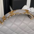 Borsa a tracolla Chanel piccola con catena e manico superiore AS5702 Grigia