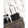 Bora Pari all'originale replica Chanel 26P Preppy Coco Flap AS6130 nera