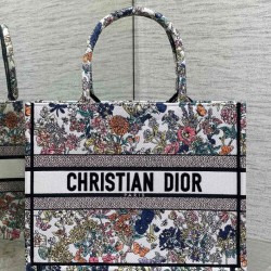 Replica qualità specchio Dior Lucky Media Dior Book Tote Bianco Motivo Dior Night of dreams