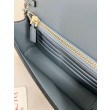 Portafoglio con catena Valentino Garavani Rockstud blu