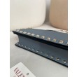 Portafoglio con catena Valentino Garavani Rockstud blu