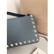 Portafoglio con catena Valentino Garavani Rockstud blu