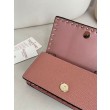 Pari all'originale replica Portafoglio con catena Valentino Garavani Rockstud Rosa
