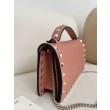 Pari all'originale replica Portafoglio con catena Valentino Garavani Rockstud Rosa