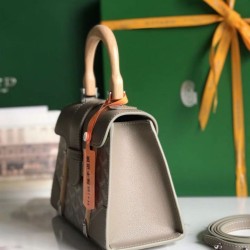 Replica Borse Alta Qualità Goyard Saigon Structure Nano grigia Imitazioni Replica qualità specchio Borse Alta Qualità Goyard Saigon Structure Nano grigia