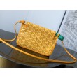 Pochette Goyard Plumet con iniziali Giallo