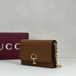Replica di lusso Alta gamma replica imitazione Portafoglio Gucci Half Horsebit con catena 855654 Marrone Imitazioni Cloni Alta gamma replica imitazione Portafoglio Gucci Half Horsebit con catena 855654 Marrone firmate
