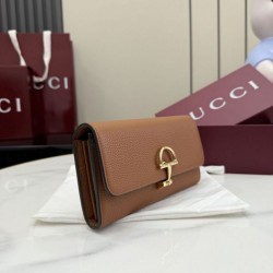 Replica di lusso Portafoglio continentale Gucci Half Horsebit 848791 Marrone Imitazioni Cloni Portafoglio continentale Gucci Half Horsebit 848791 Marrone firmate