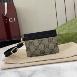 Cloni Porta carte Gucci GG Emblem con cinturino 819121 Nero firmate