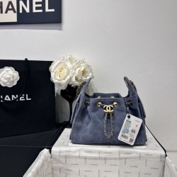 Cloni Borsa a mano Chanel 25 Mini trapuntata AS5631 scamosciata Blu firmate