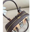 Borsa a mano Burberry Canvas Highlands Bowling, colore caffè scuro