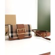 Borsa a tracolla piccola con fibbia Burberry Caffè