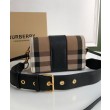Borse Firmate Replica a tracolla piccola con fibbia Burberry Nera