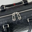 Borsa da viaggio piccola Gucci GG Emblem da uomo 855789 Nero