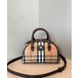 Borse Imitazioni tote mini Burberry Highlands Burberry Check caffè scuro