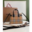 Borsa tote piccola Burberry Banner Vintage Check nera