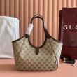 Borsa tote piccola Gucci Mercato 866646 tela GG marrone