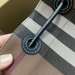 Replica di lusso Borse Firmate a secchiello TB piccola Burberry color caffè Imitazioni Cloni Borse Firmate Replica a secchiello TB piccola Burberry color caffè firmate
