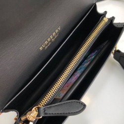 Replica di lusso Borse Firmate a tracolla piccola con fibbia Burberry Nera Imitazioni Cloni Borse Firmate Replica a tracolla piccola con fibbia Burberry Nera firmate