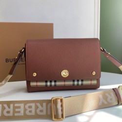 Cloni Borsa a tracolla Burberry Vintage Check Note Caffè firmate