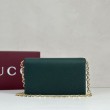 Portafoglio Gucci Half Horsebit con catena 855654 Verde