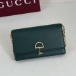 Portafoglio Gucci Half Horsebit con catena 855654 Verde