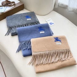 Replica di lusso Sciarpa reversibile cashmere classico Burberry 32 x 180 blu/grigio Imitazioni Cloni Sciarpa reversibile cashmere classico Burberry 32 x 180 blu/grigio firmate