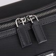 Borsa tote Prada Re-Nylon con finiture in pelle nera
