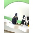 Chanel 26P Clutch con catena AP5094 denim blu scuro