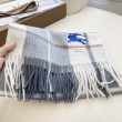Alta gamma replica Sciarpa Cashmere Burberry Equestrian Knight Check 32 x 180 Grigio