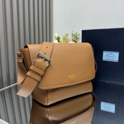 Borse Replica Alta Qualità a tracolla Prada messenger 2VD069 marrone