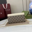 Portafoglio Gucci GG Marmont bicolore con catena 546585 marrone/Bianco