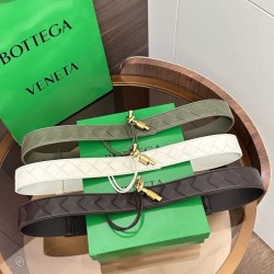 Cloni Pari all'originale replica Cintura BV Andiamo Intrecciato Nappa 2cm verde/bianco/caffè firmate