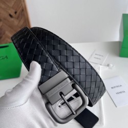 Cloni Alta gamma replica Cintura reversibile da uomo Bottega Veneta Intreccio Nero firmate